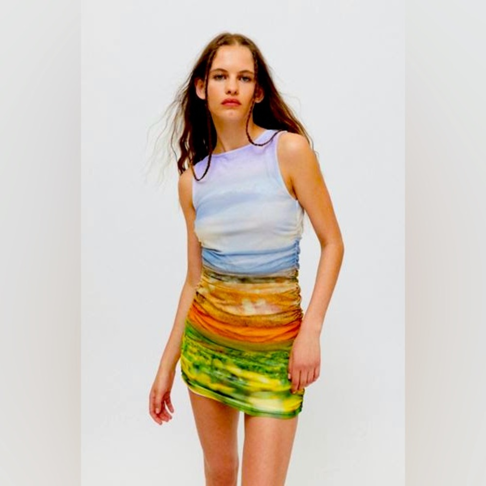 Urban Outfitters - mini dress - size S - never worn with tags